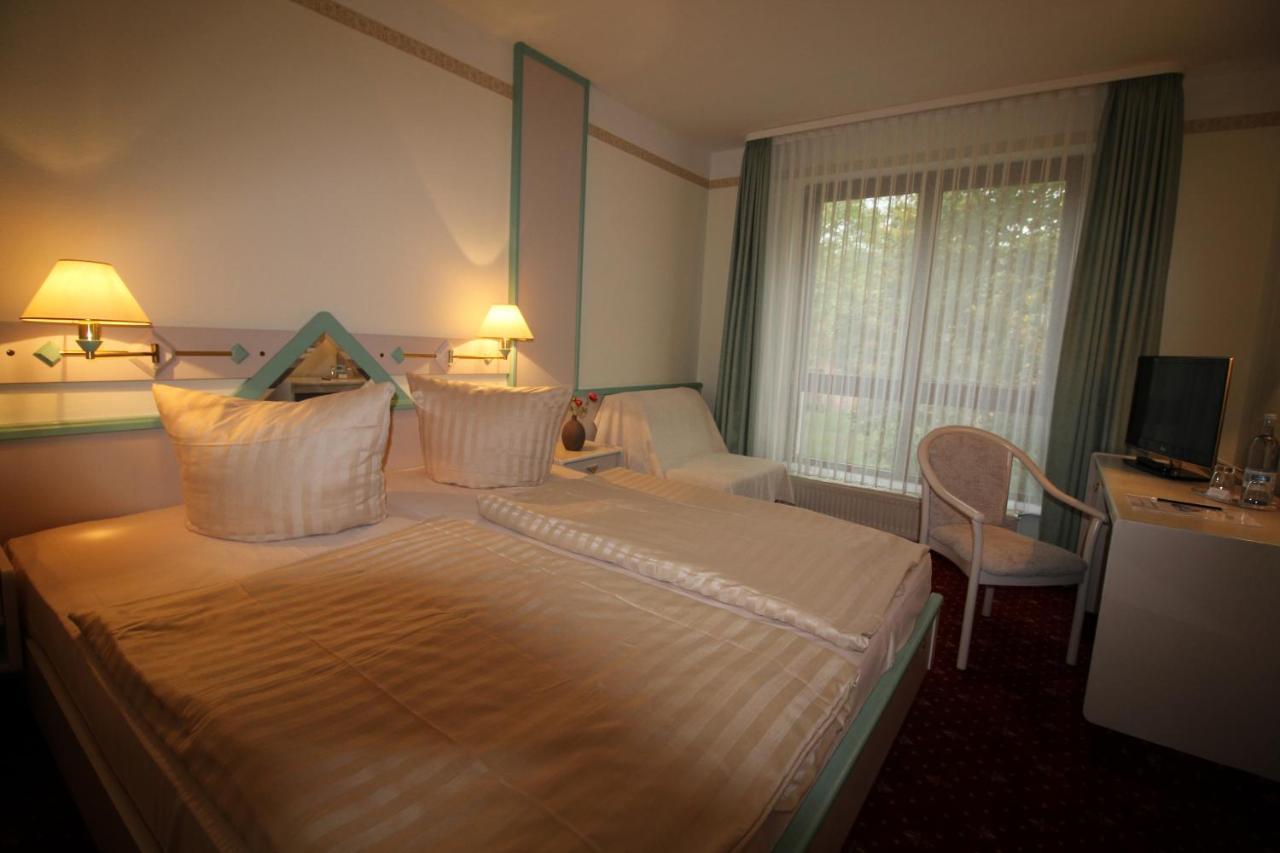 Hotel Reke Plau am See Dış mekan fotoğraf